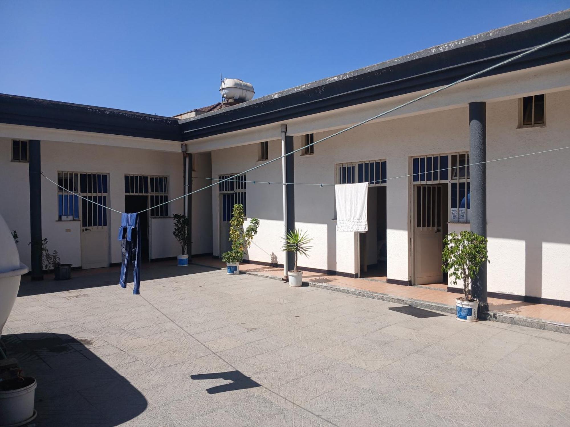 Addis Guest House Екстер'єр фото